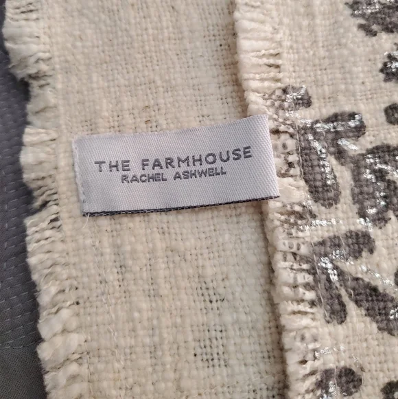 Farmhouse Table Runner -Extra Long - Picture 4 of 5